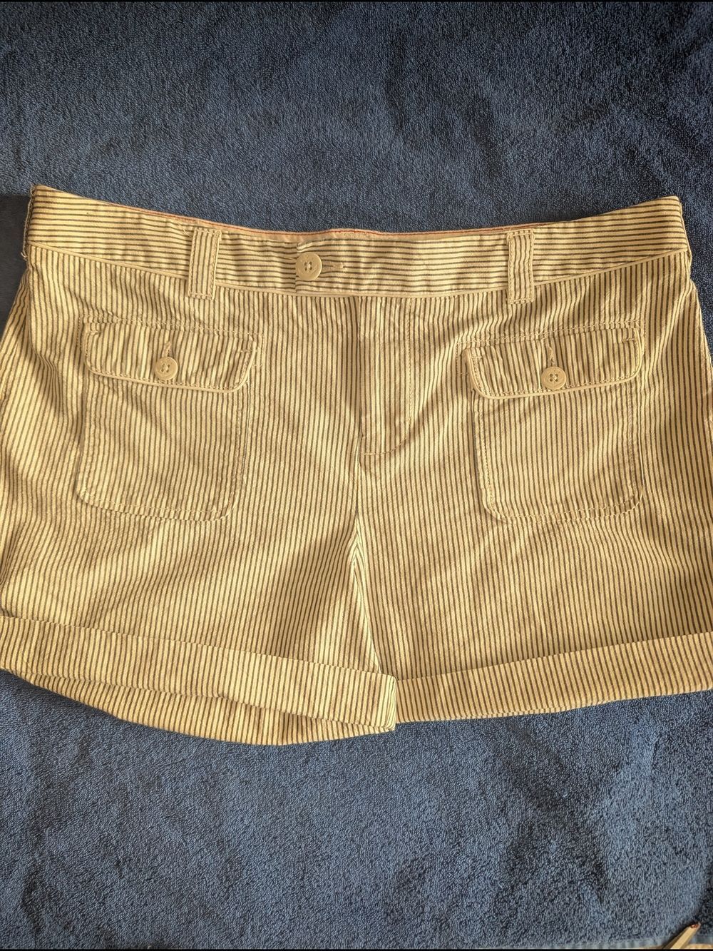 Polo‎ by Ralph Lauren White with grey Striped Women’s Bermuda Shorts 14